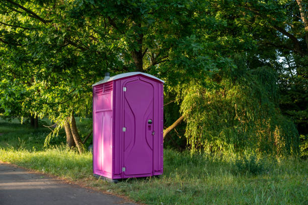 Porta potty delivery and setup in Pierceton, IN